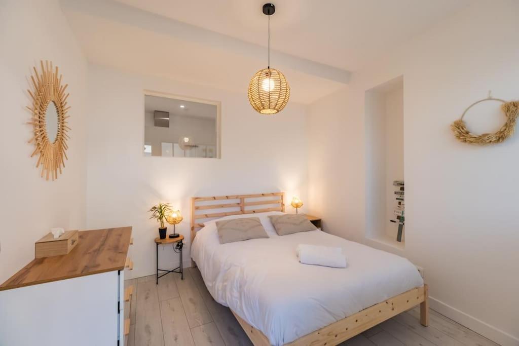 Spacieux T2 Proche Plages Cote De Granite Rose Apartment *